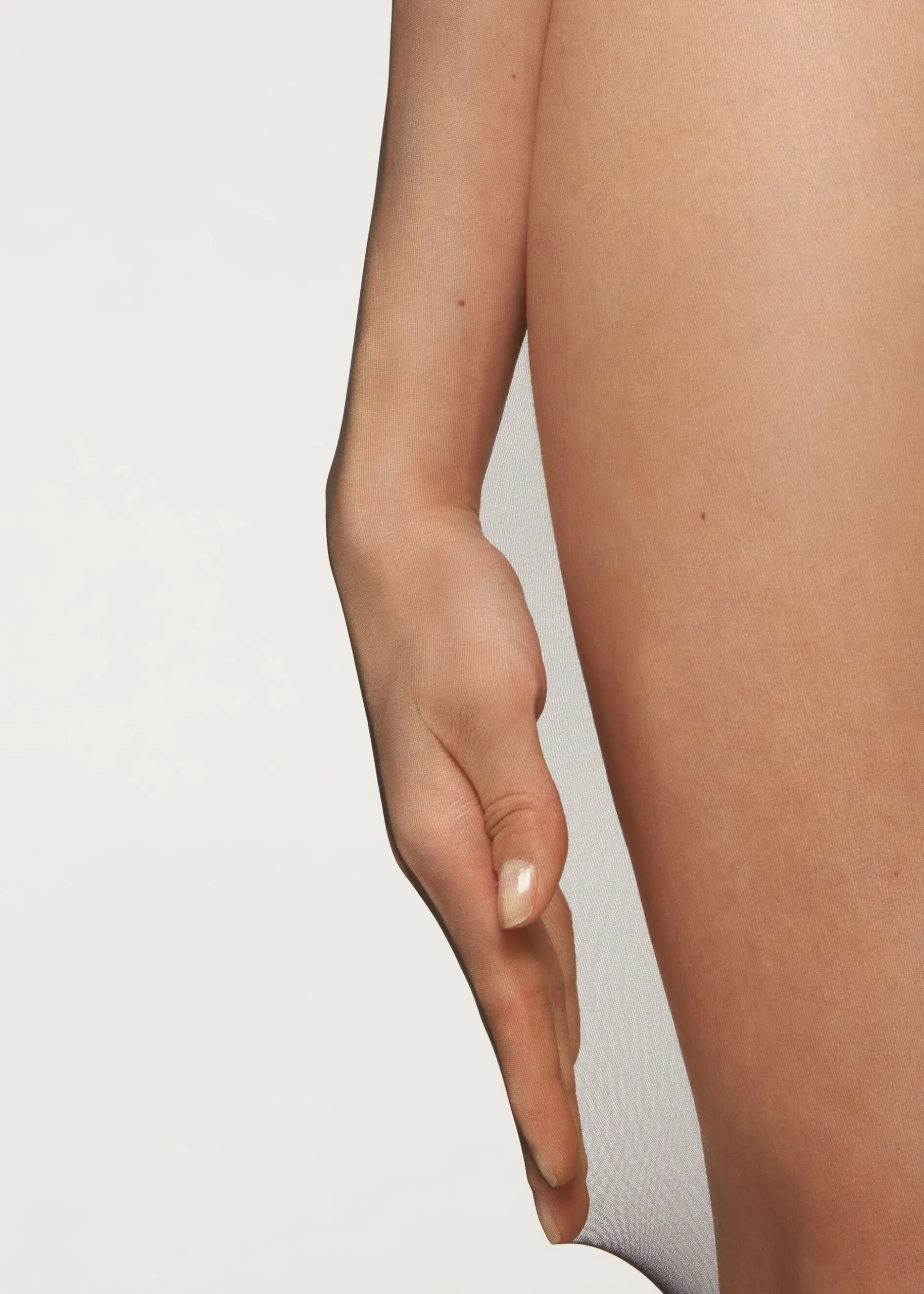 Women Calzedonia 20 Denier Sheer Matt Tights