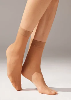 Women Calzedonia 20 Denier Sheer Socks