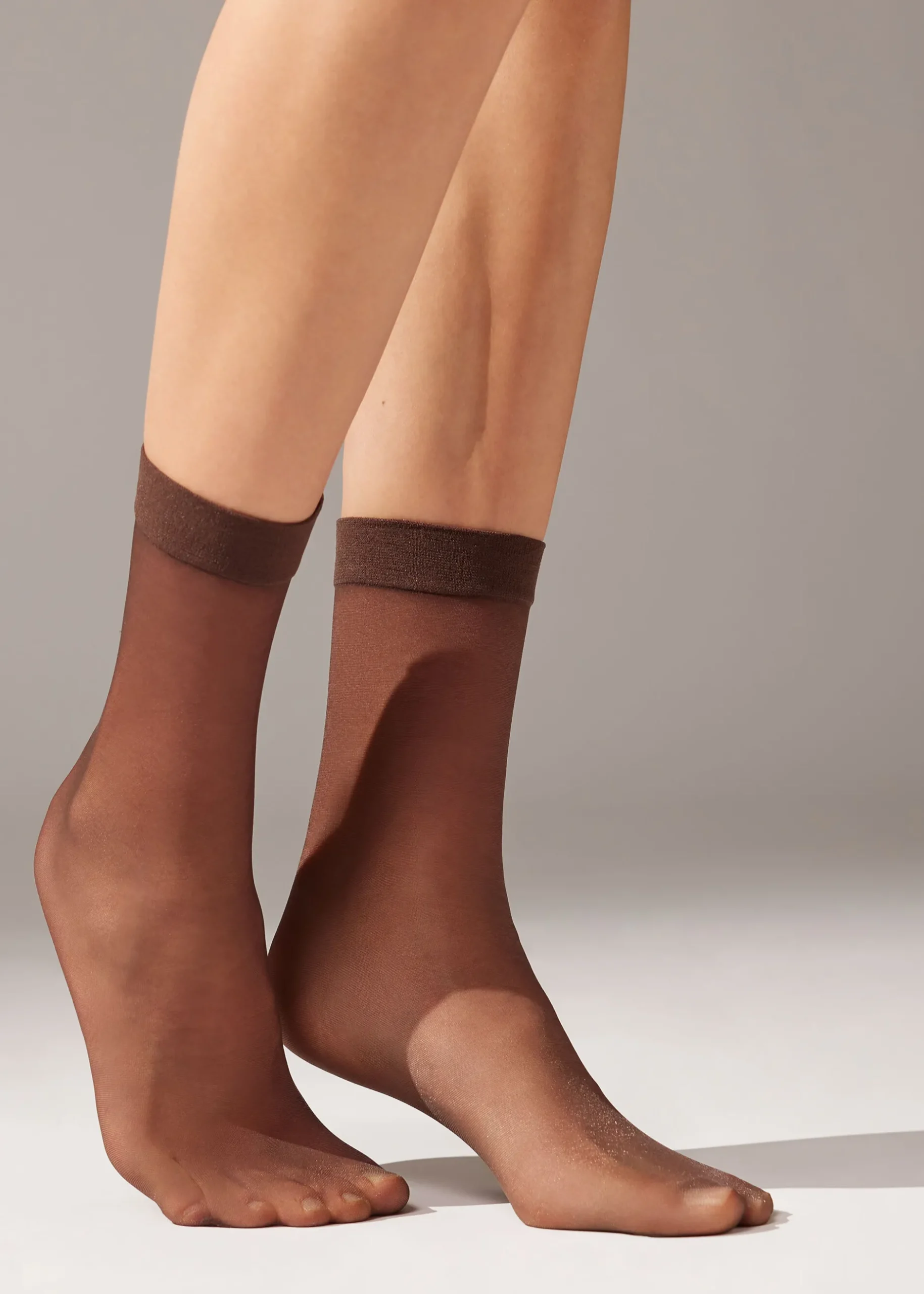 Women Calzedonia 20 Denier Sheer Socks